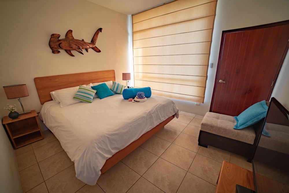 Double Room, 1 King Bed, Balcony, City View