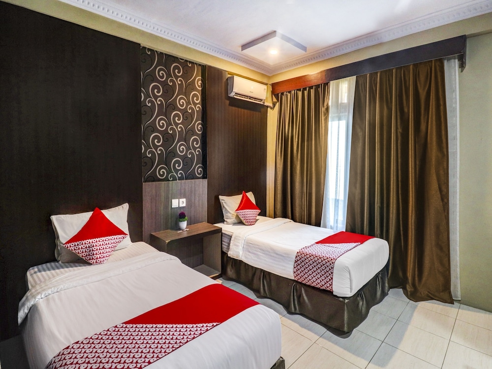 Deluxe Twin Room photo 3