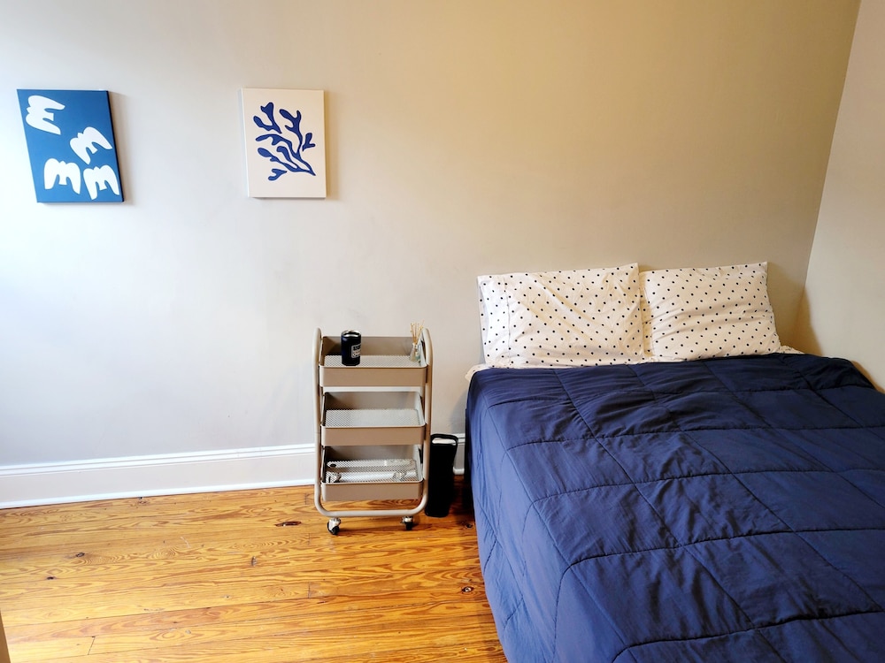 Double or Twin Room, 2 Bedrooms, Pool View photo 2