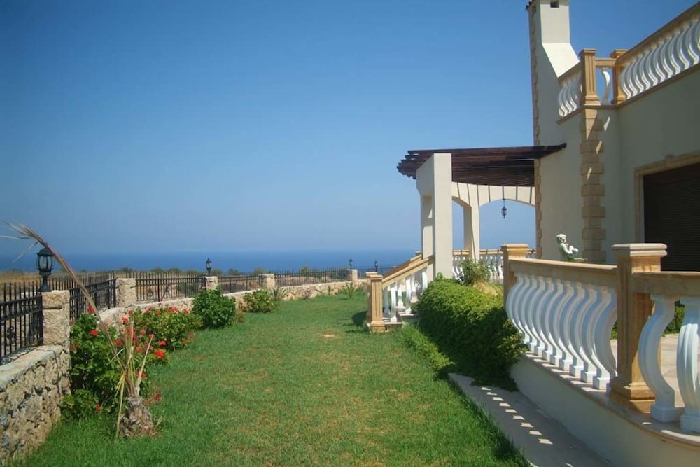 Villa, Ocean View photo 3
