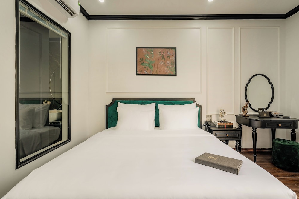 Executive Double Room, City View - Photo 14