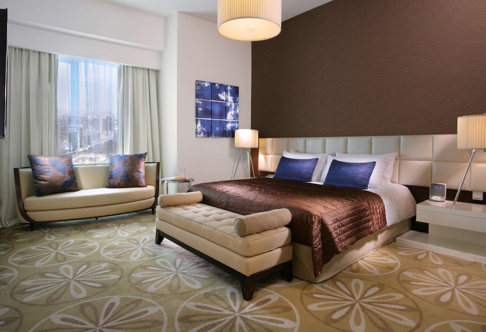 Premier Penthouse Three Bedrooms - Complimentary Transfer to Mall of the Emirates & Jumeirah Beach photo 2