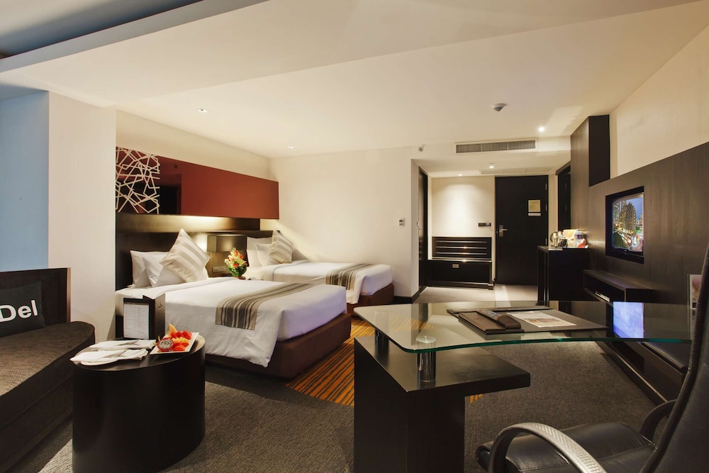 Deluxe Room, 2 Twin Beds, City View photo 1