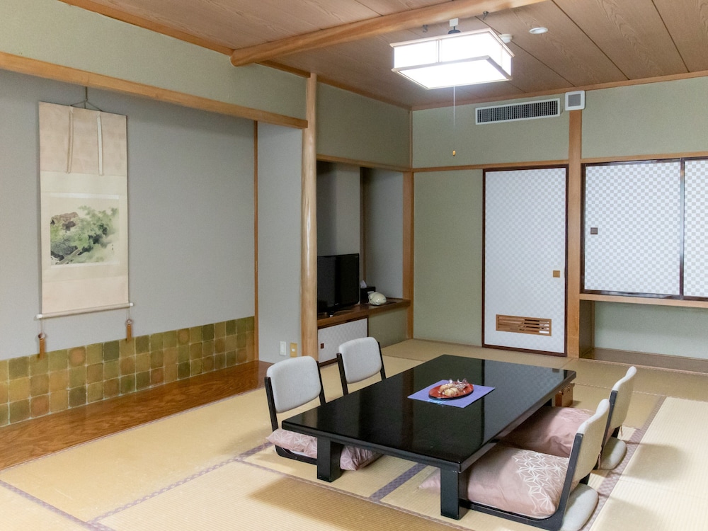Standard Japanese Room up to 2-5 guests (Non-Smoking) - Photo 4