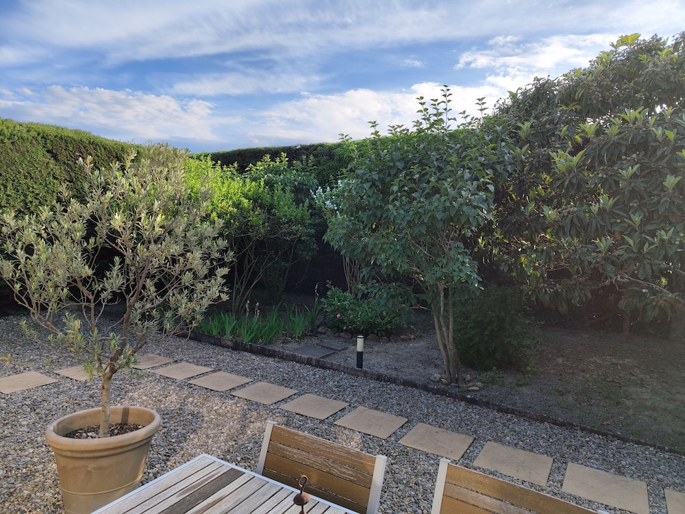 Deluxe Suite, Garden View photo 3