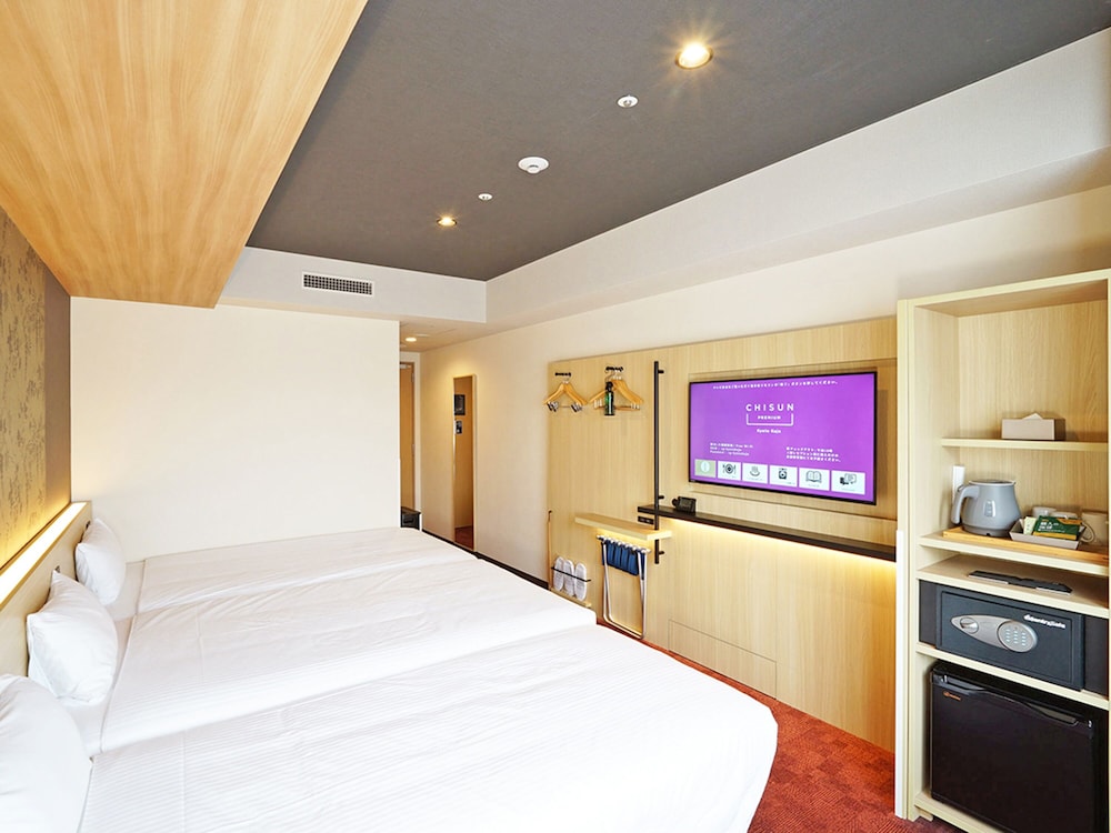 Superior Twin Room, Non Smoking - Photo 1