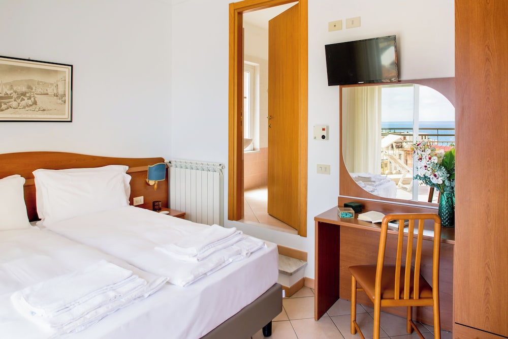 Junior Suite - Photo 2