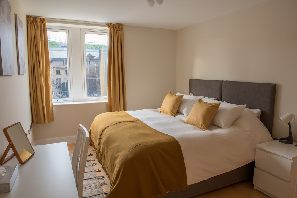 City Apartment photo 2