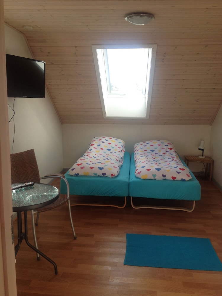 Double or Twin Room, Shared Bathroom photo 3