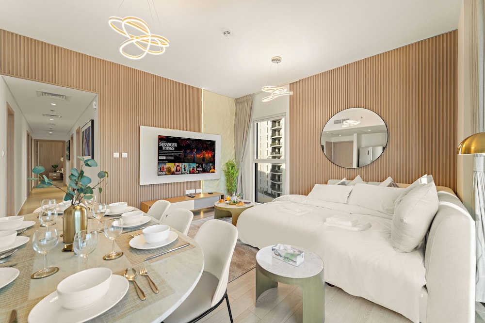Premium Apartment, Balcony, Canal View