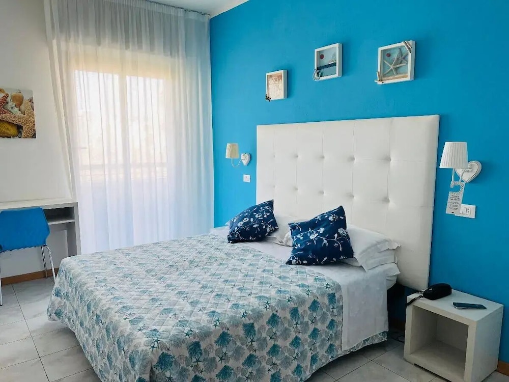 Superior Triple Room, Balcony