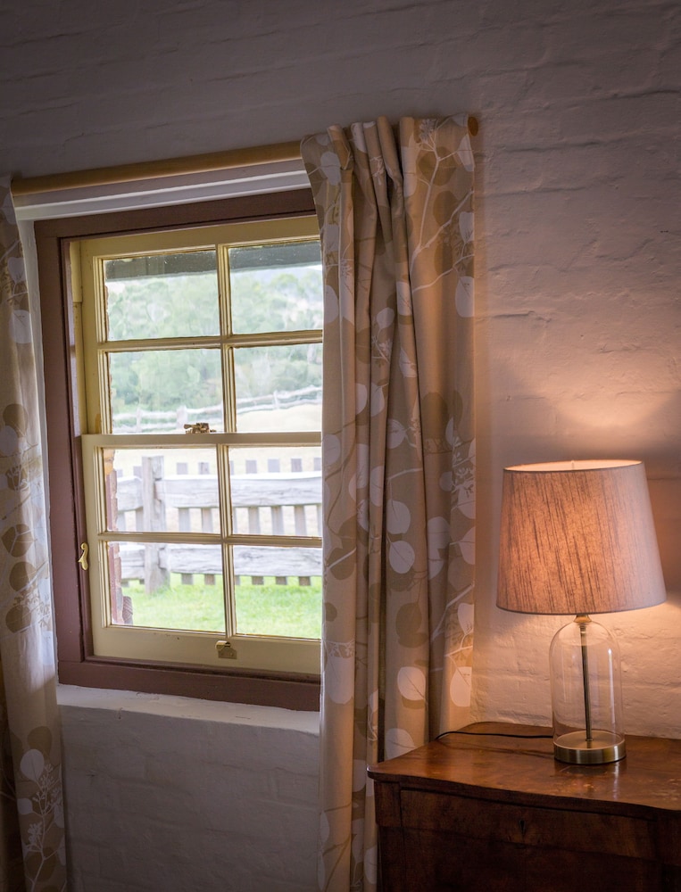 The Barracks, Smith suite photo 3