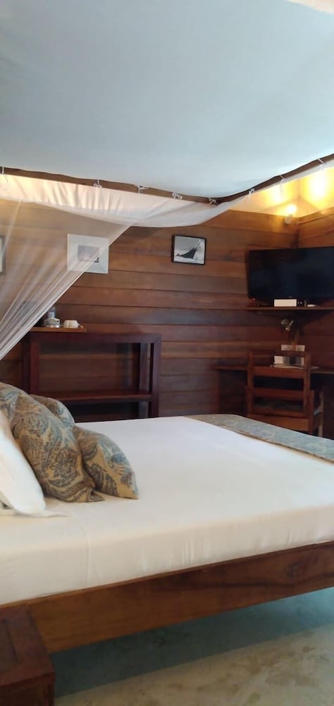 Deluxe Quadruple Room, Sea View photo 2