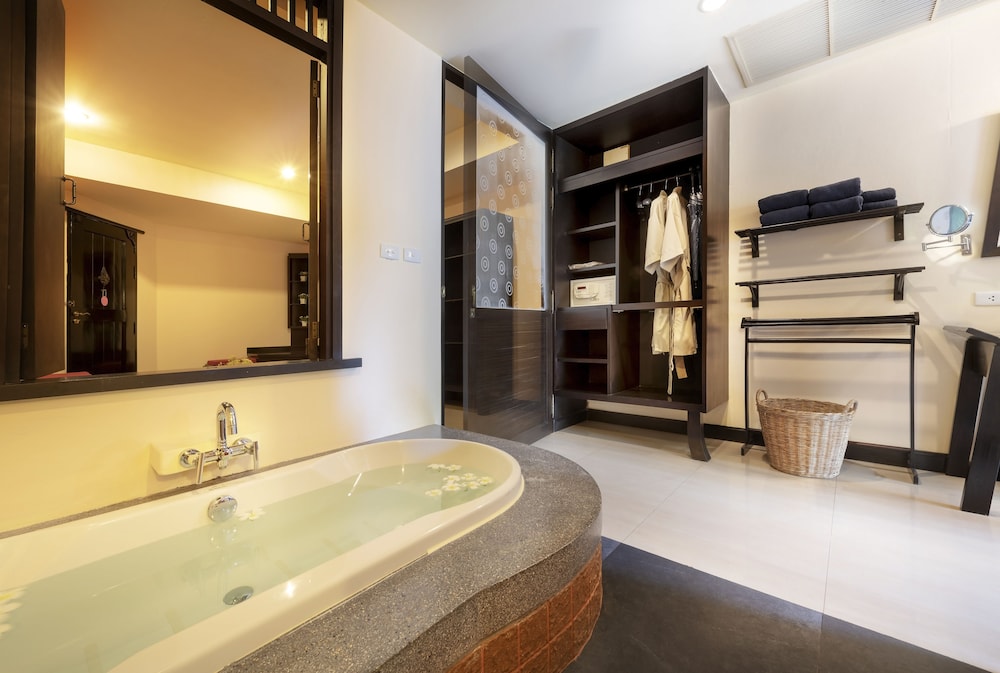 Silver Suite - Photo 10