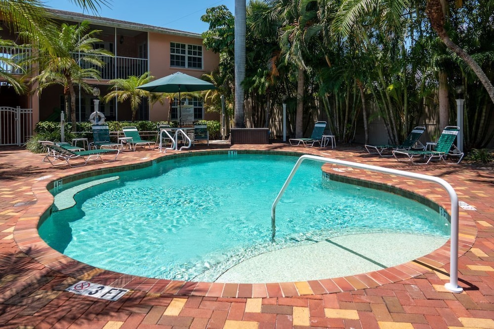 Premier Condo