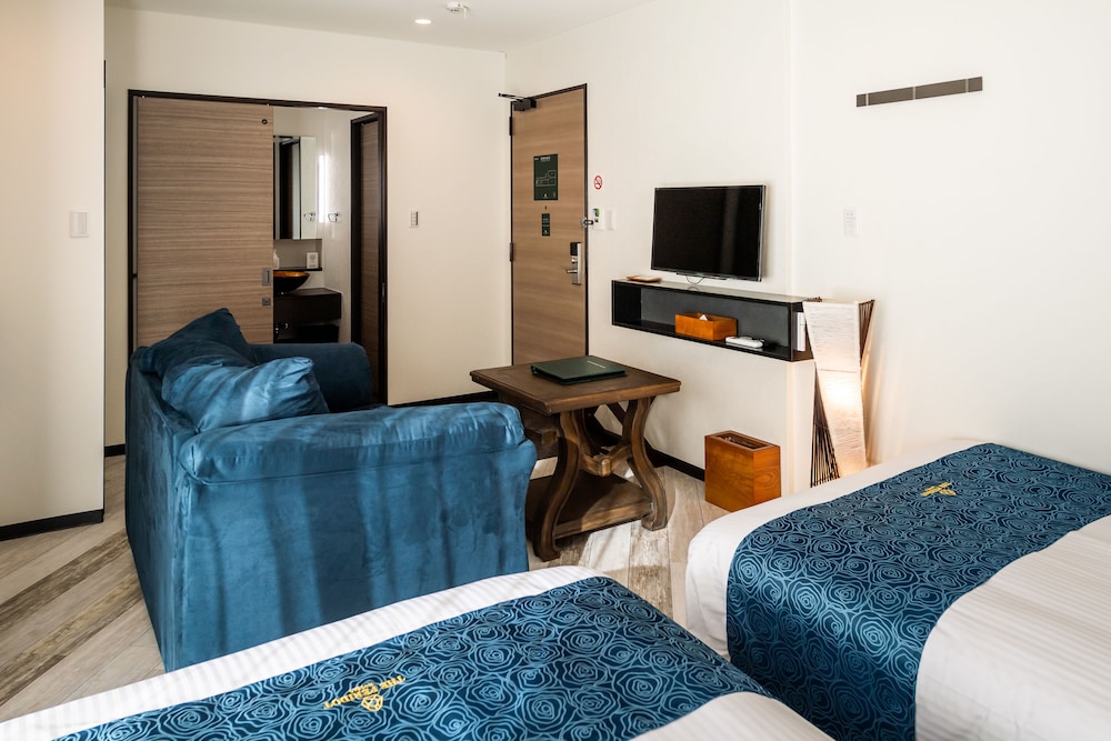 Villa Twin Room, Partial Ocean View photo 3