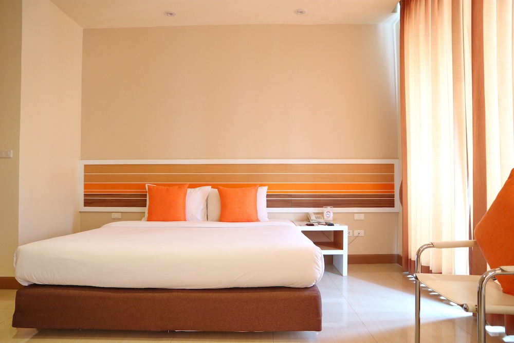 Deluxe Room, Corner - Photo 3