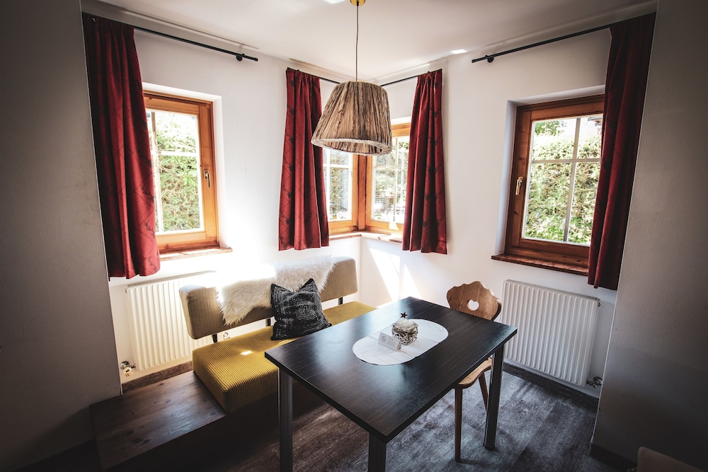 Style Apartment S, kitchenette photo 2