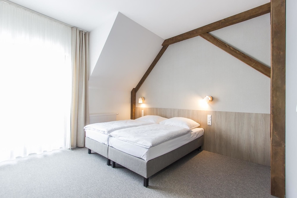 Standard Double or Twin Room, 1 Queen Bed photo 1