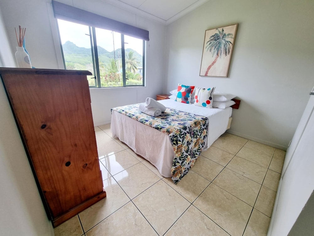 Family House, 3 Bedrooms, Beach View, Beachside photo 1