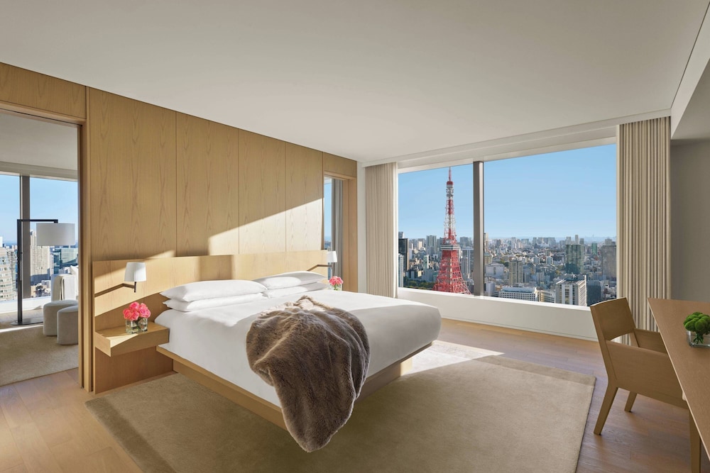 Suite, 1 Bedroom, Tower (View) thumbnail 5