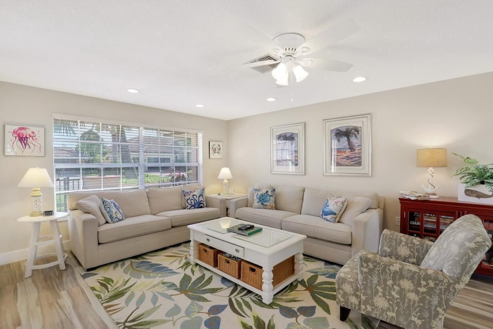 House, Multiple Beds (1268 Balboa Court) photo 1