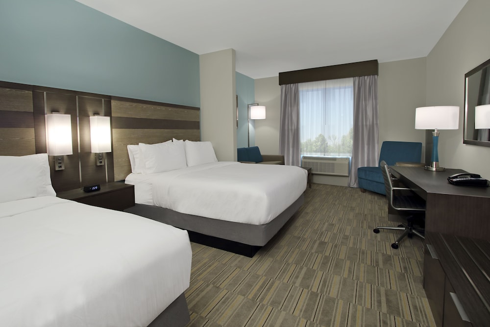Suite, Multiple Beds photo 2