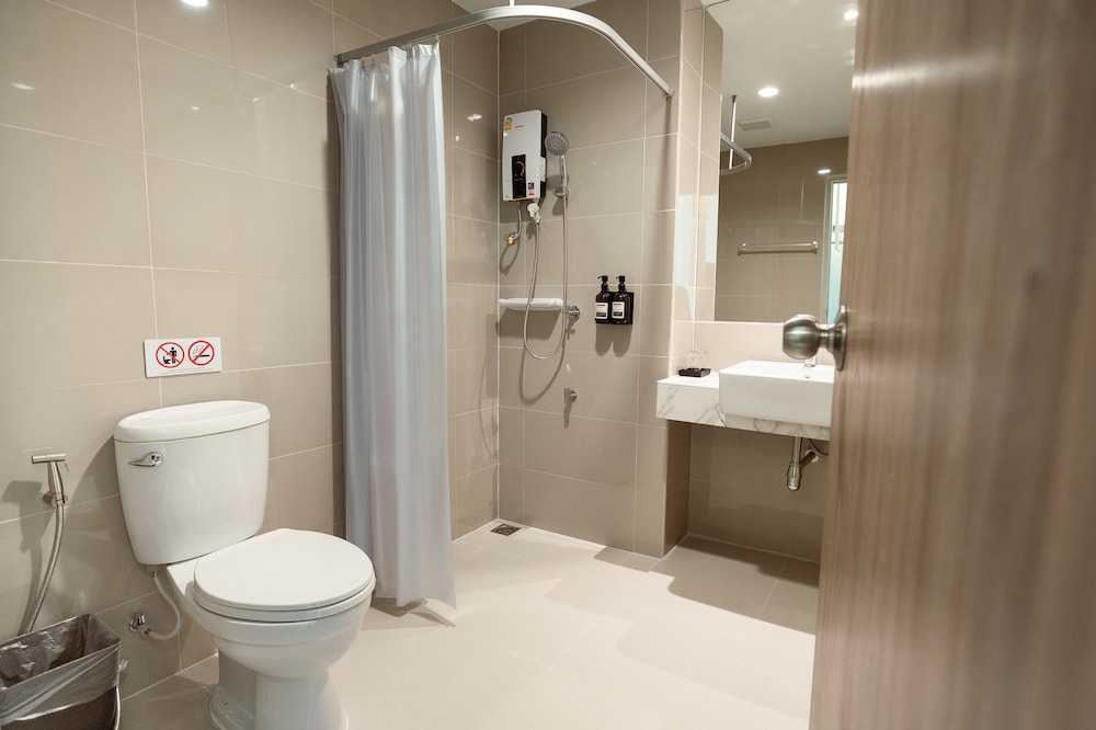 Superior Twin Room - Photo 8