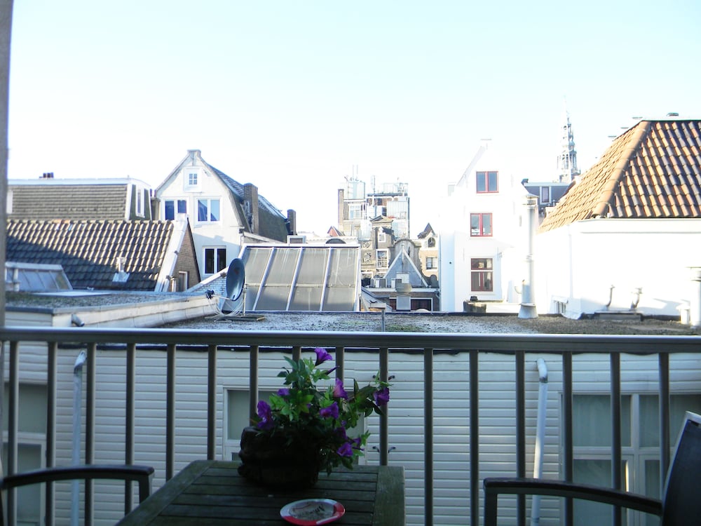 Apartment, 2 Bedrooms, Balcony (C) photo 3