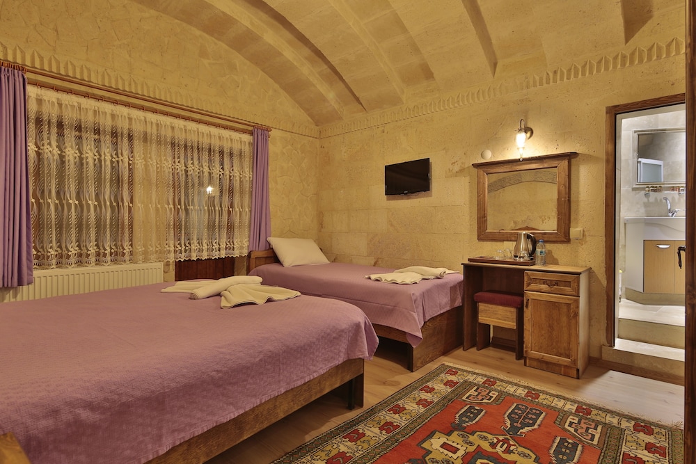 Family Triple Room photo 2