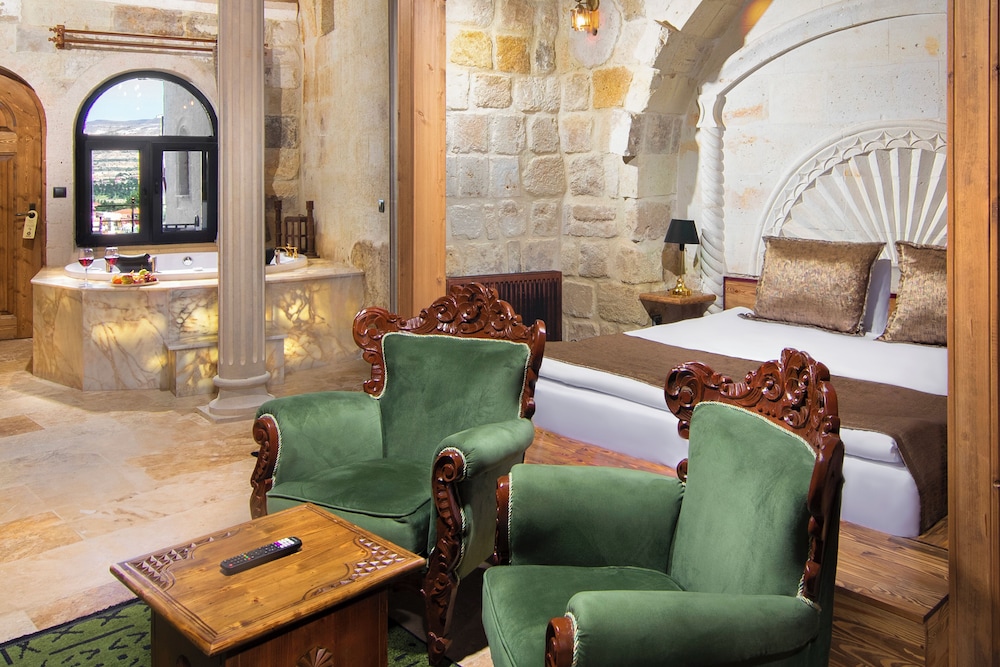 Premium Room, Terrace, City View - Photo 10