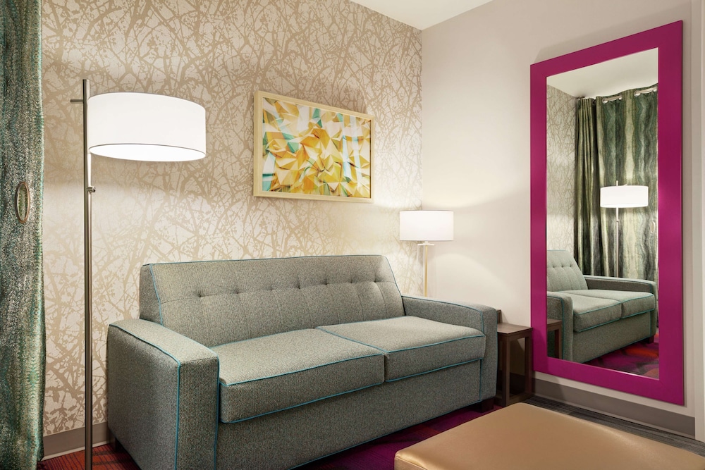 ADA Accessible, Studio, 2 Queen Beds, Accessible, Bathtub (Mobility & Hearing) - Photo 2