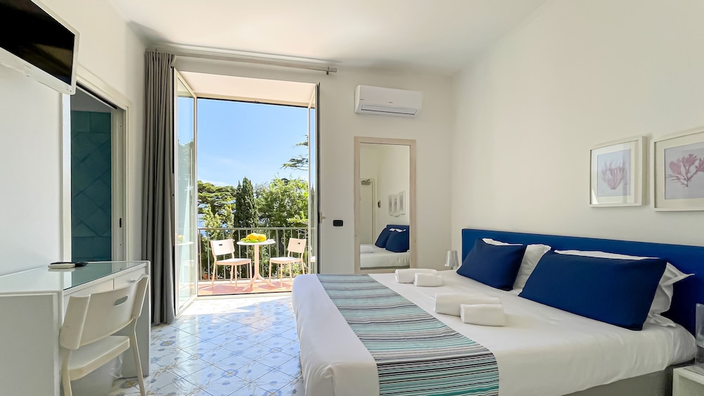 Standard Double Room, 1 Bedroom, Garden View