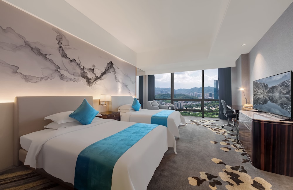 Deluxe Room, 2 Twin Beds(Complimentary Mini Bar and Night Snack) - Photo 1