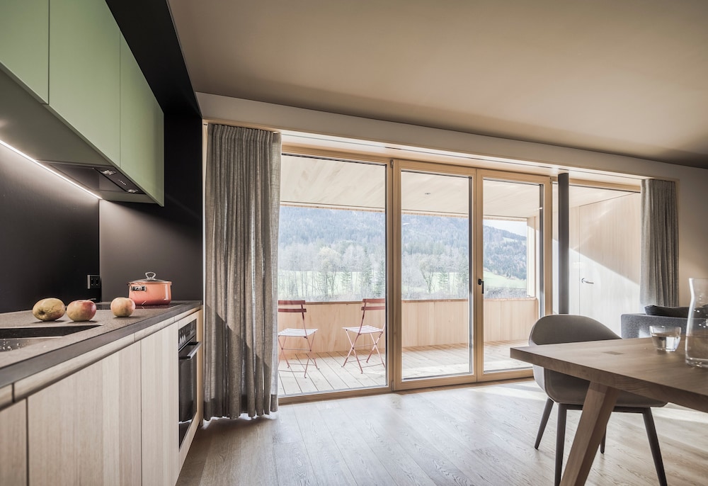 Comfort Apartment, Balcony, Mountain View
