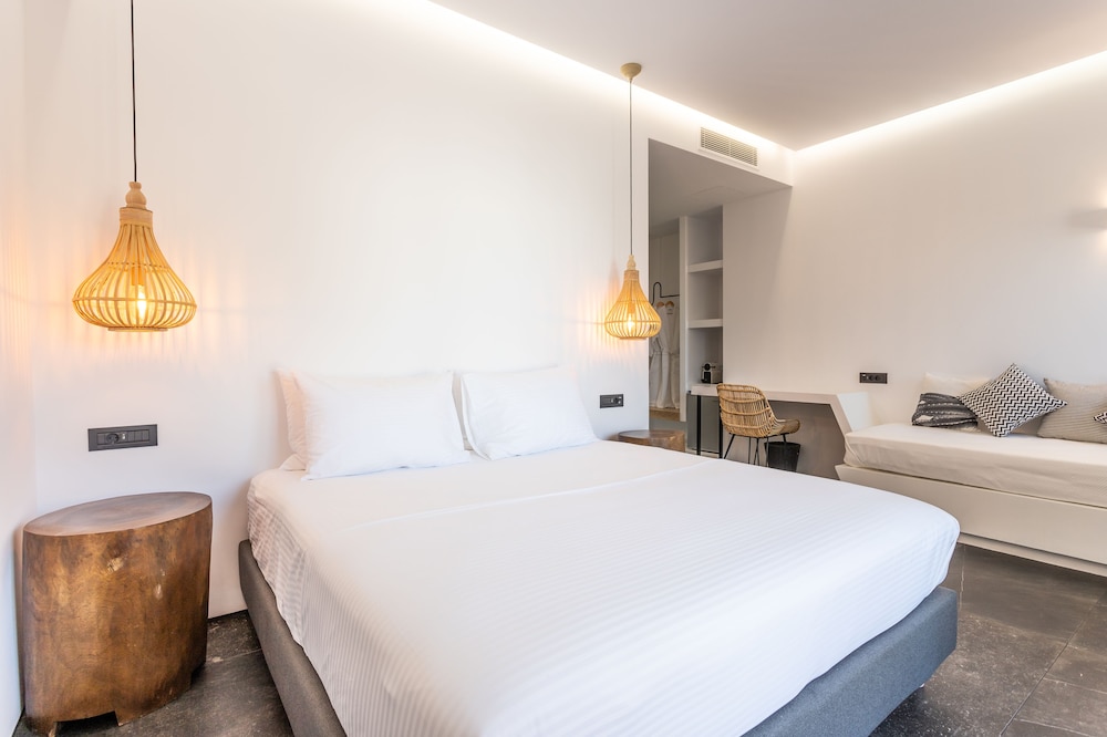 Grace Suite, outdoor hot tub