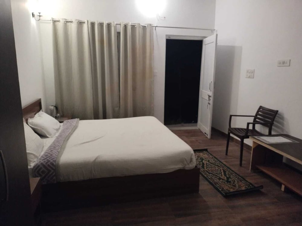 Superior Room - Photo 8