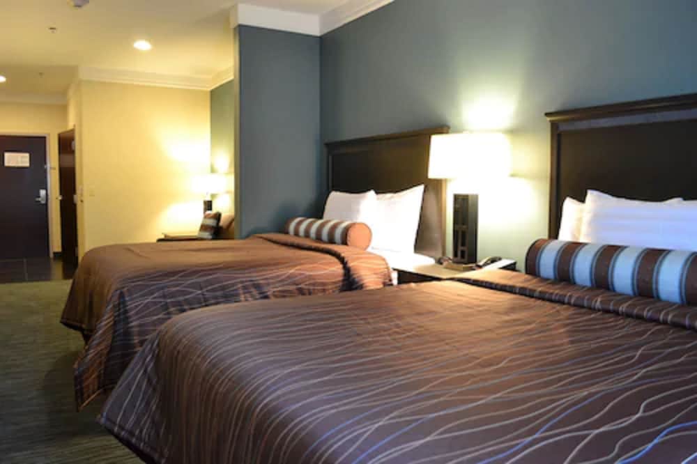 Deluxe Room, 2 Queen Beds photo 1