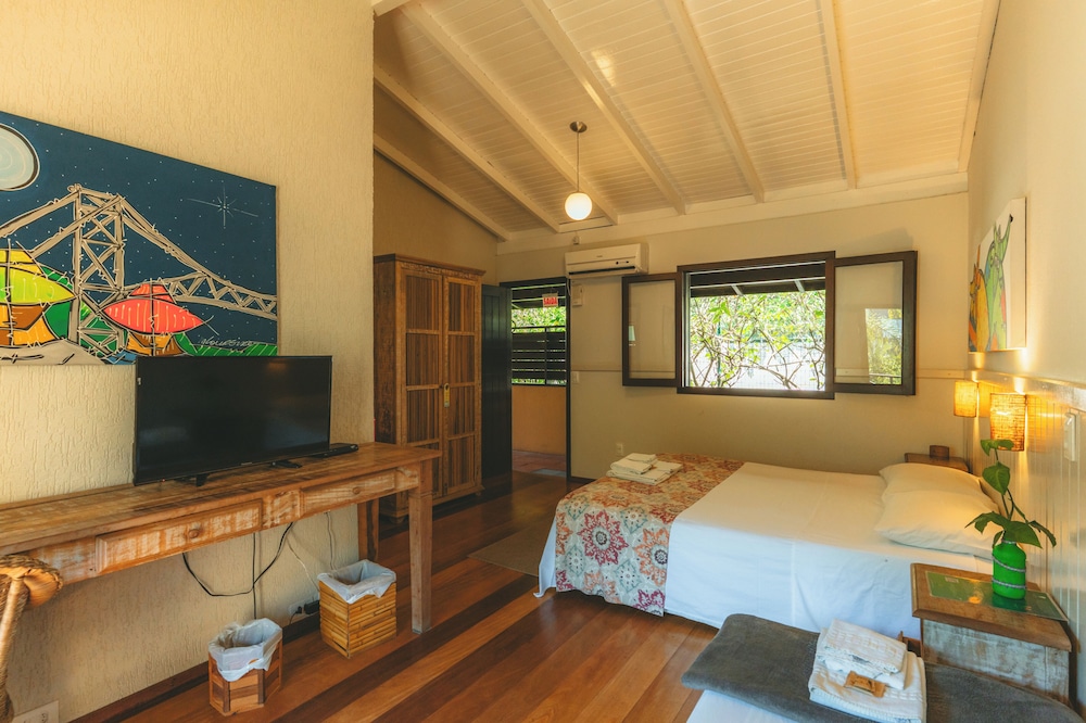 Superior Suite, Garden View photo 2