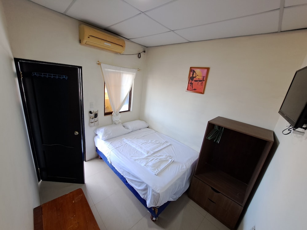 Basic Double Room Single Use photo 1