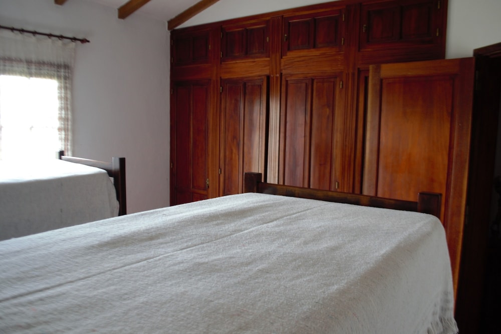 Classic Shared Dormitory, Mixed Dorm, Terrace, Courtyard View photo 3