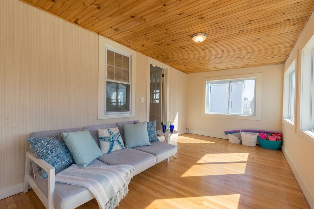 House (Blue Star) photo 3