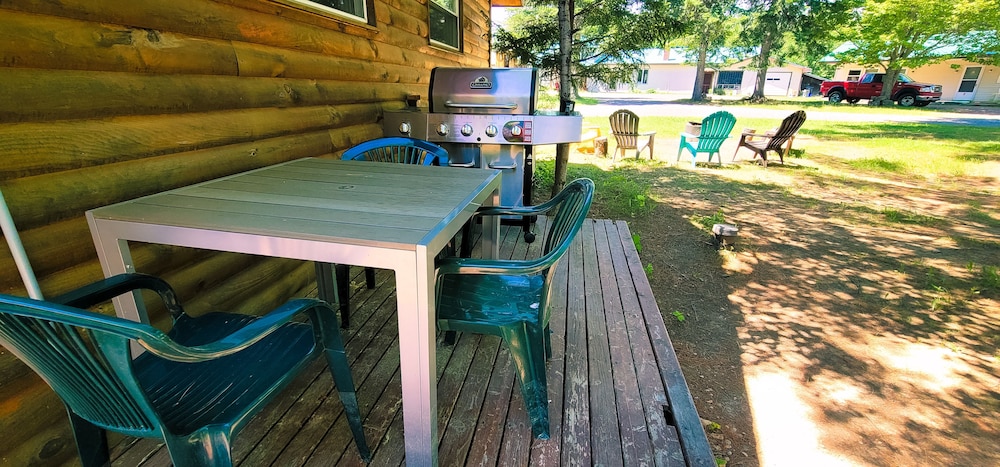 Signature Chalet, 2 Bedrooms, Non Smoking, Kitchen photo 2