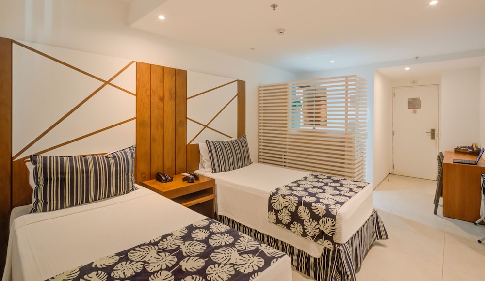 Junior Suite, 2 Twin Beds - Photo 3