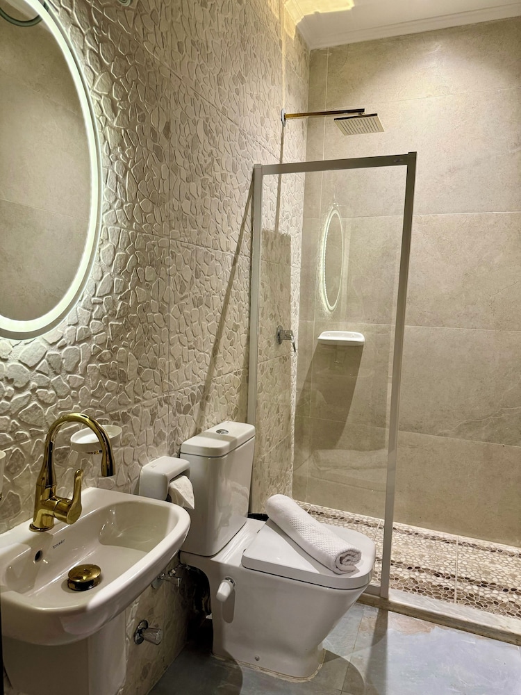 Superior Suite, Mountain View photo 3