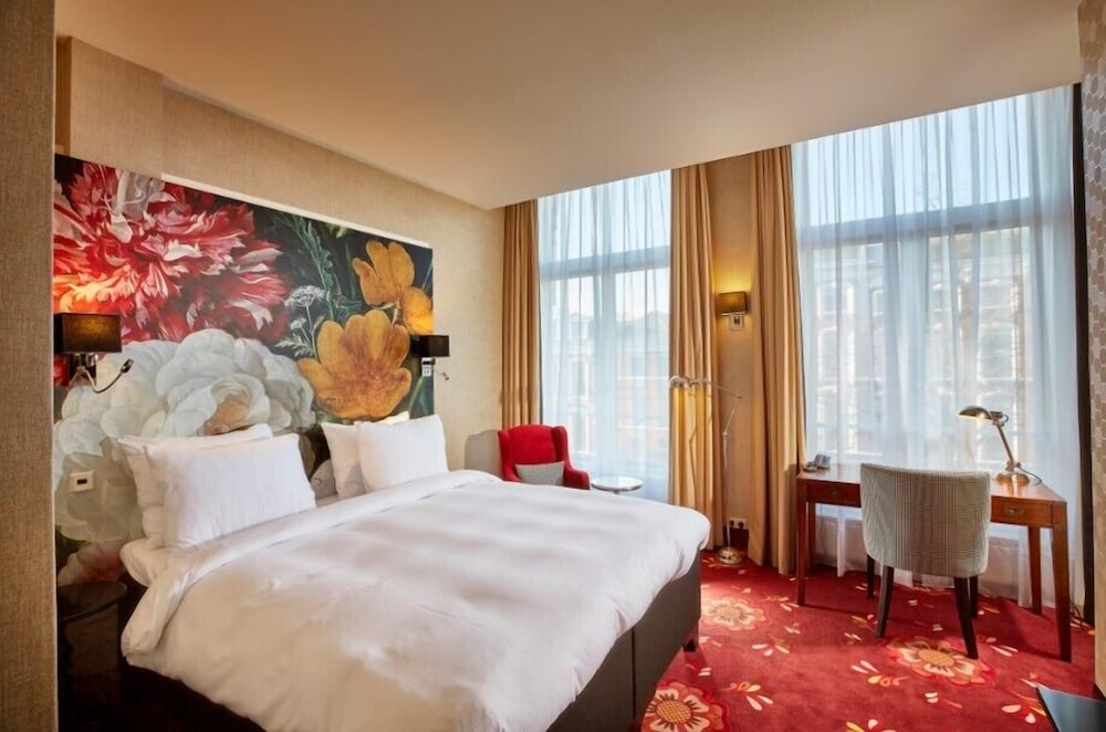 Royal Room - Photo 9