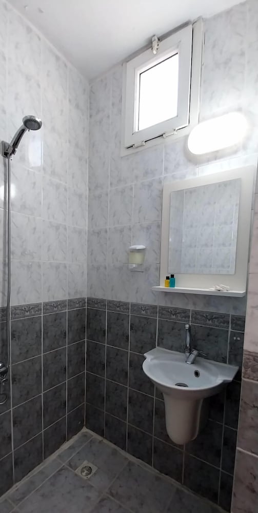 Classic Triple Room photo 2