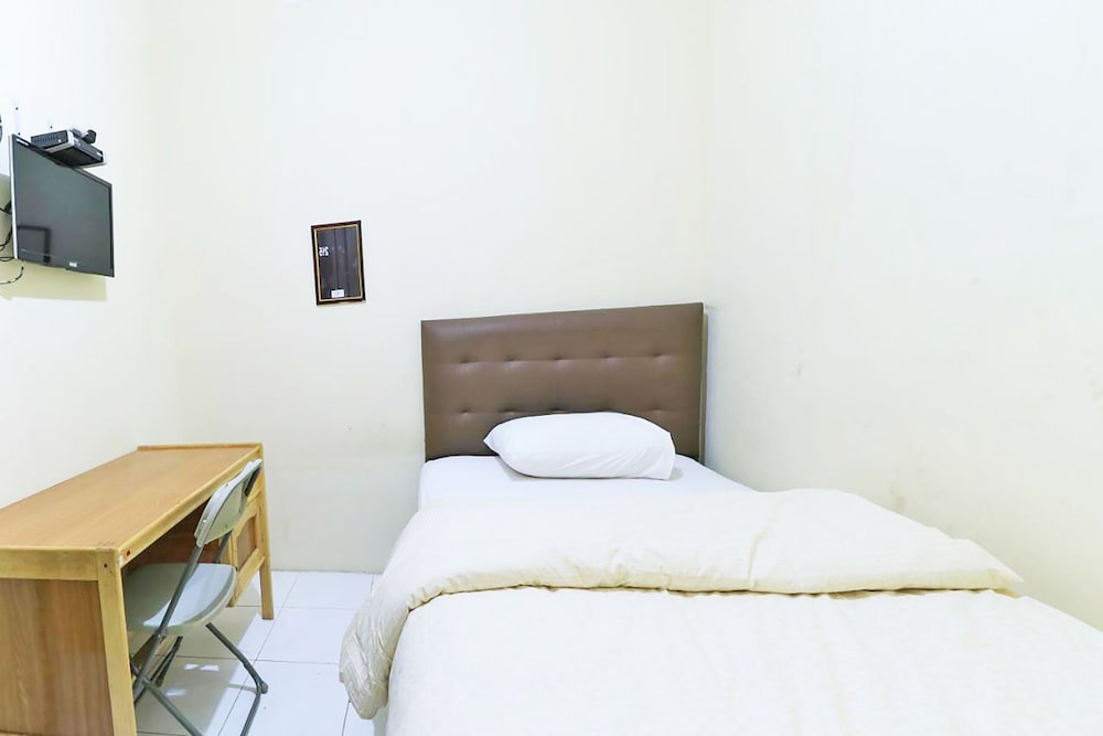 Economy Single Room photo 2