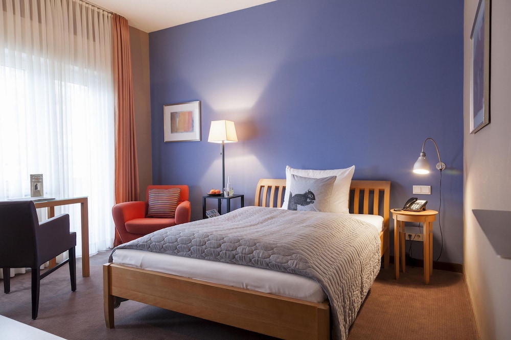 Orange Single Room photo 2