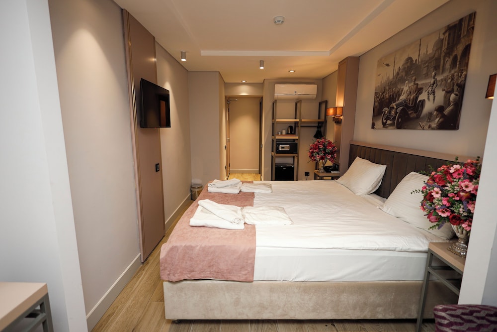 Deluxe Double or Twin Room, Non Smoking photo 1